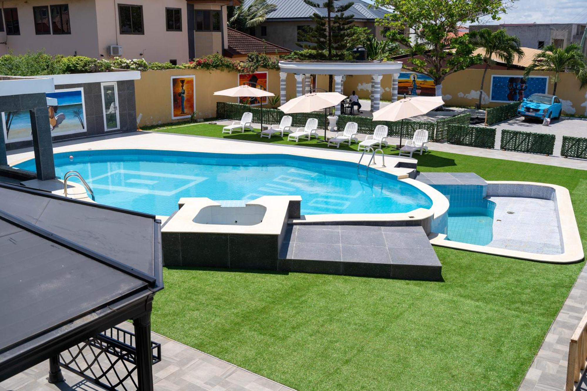 Adonai Luxe Apartment Tema Luaran gambar