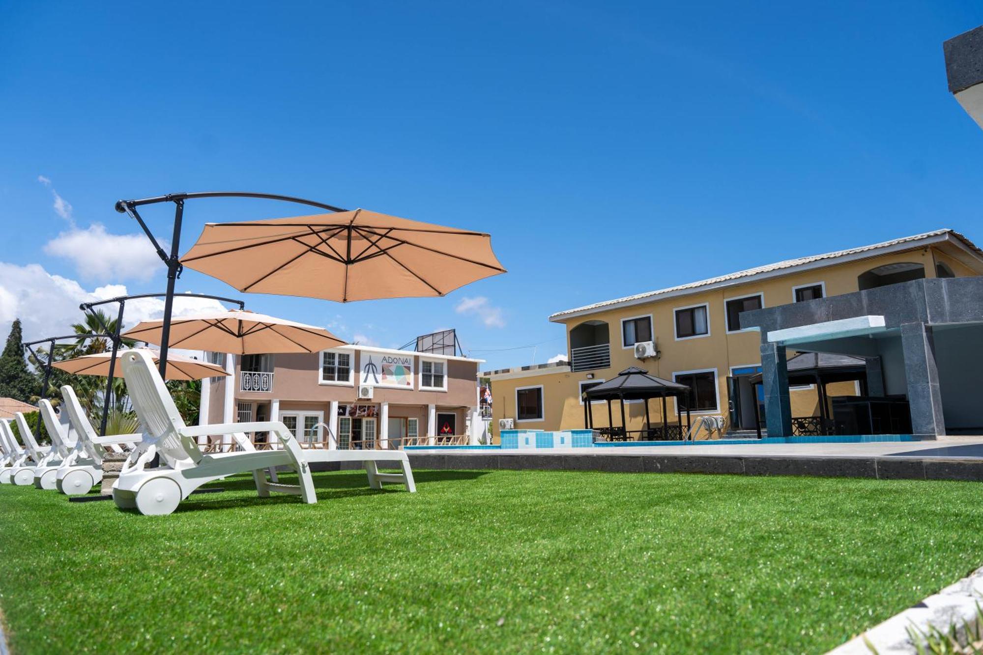 Adonai Luxe Apartment Tema Luaran gambar